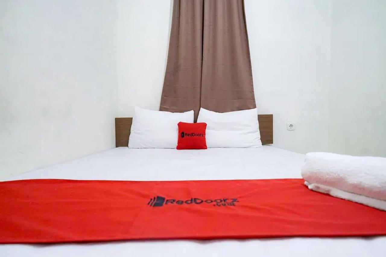 Reddoorz Near Ekowisata Mangrove Belawan Hotel Exterior foto