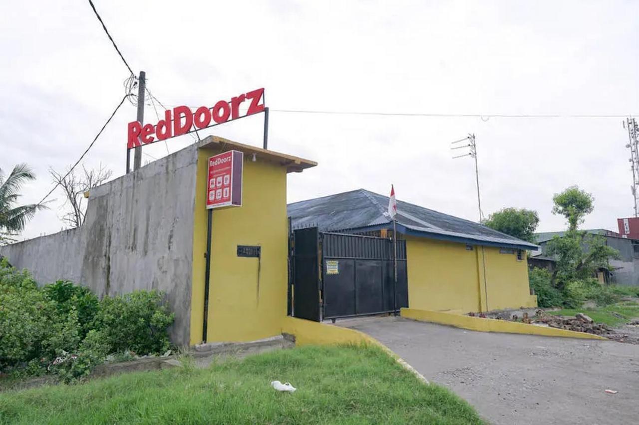 Reddoorz Near Ekowisata Mangrove Belawan Hotel Exterior foto