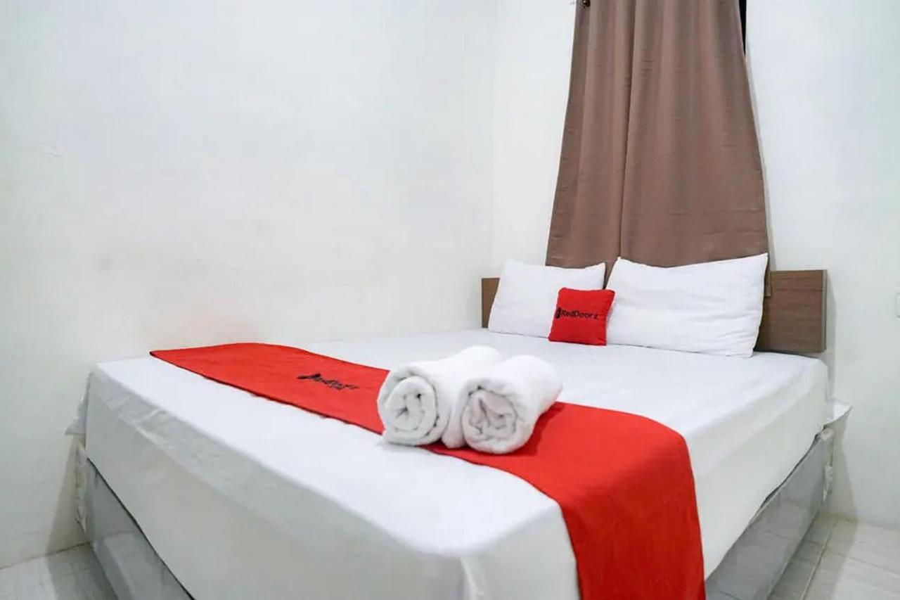 Reddoorz Near Ekowisata Mangrove Belawan Hotel Exterior foto