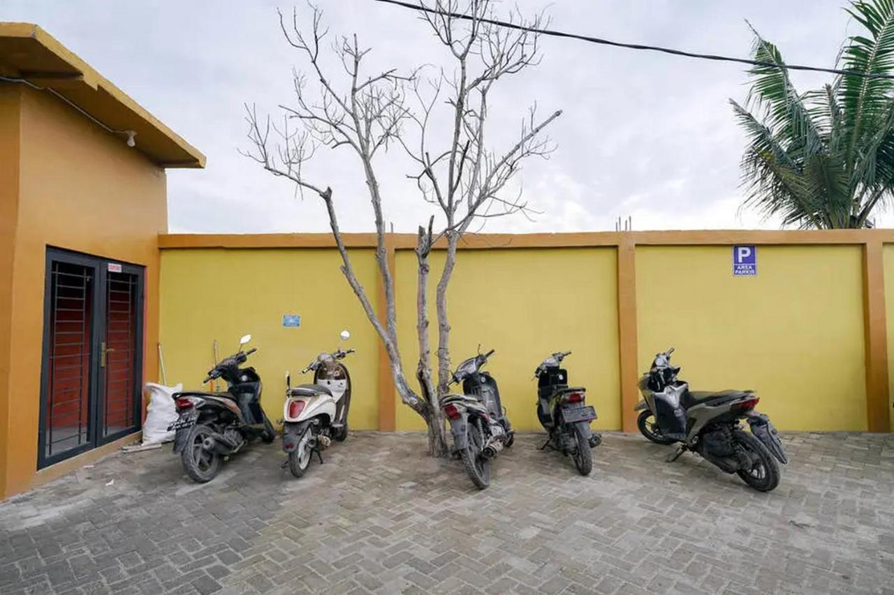 Reddoorz Near Ekowisata Mangrove Belawan Hotel Exterior foto